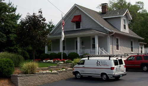 A Saint Louis roofing company